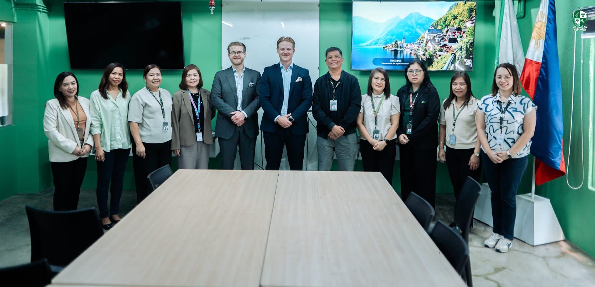 SVVY Co-Founders Trym Jarle Vårdal and Nicolas Manskow meeting with De La Salle Lipa representatives at Nexus Innovation Labs.